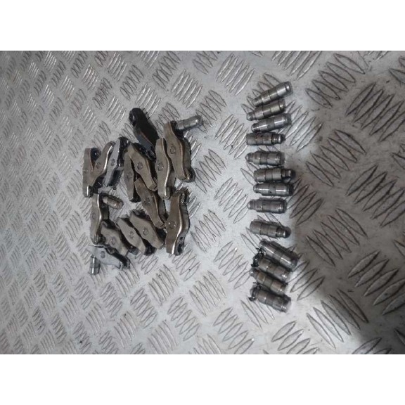 Recambio de despiece motor para hyundai i40 cw gl comfort referencia OEM IAM  TAQUES Y BALANCINES 