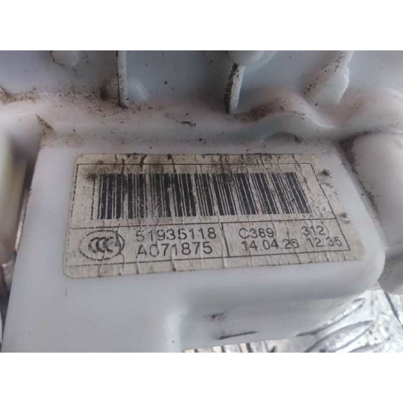 Recambio de cerradura puerta delantera izquierda para fiat nuova 500 (150) lounge referencia OEM IAM A071875  