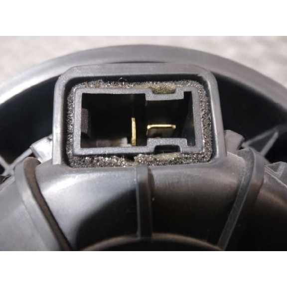 Recambio de motor calefaccion para ssangyong tivoli referencia OEM IAM A144051085 2 PINES 