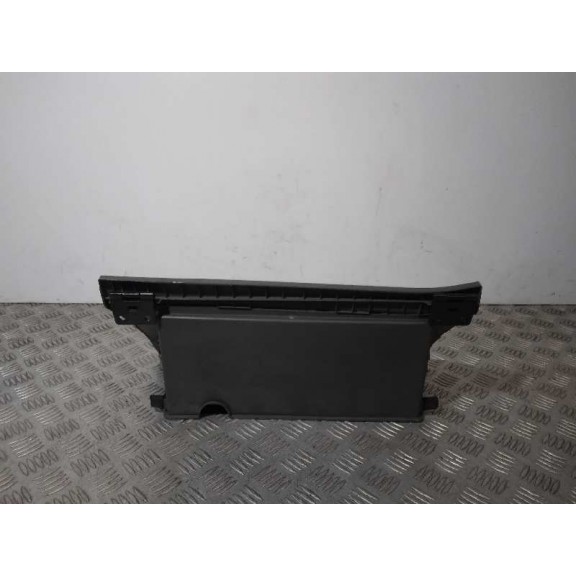 Recambio de guantera para ssangyong rodius 2.7 turbodiesel cat referencia OEM IAM 7770021000  