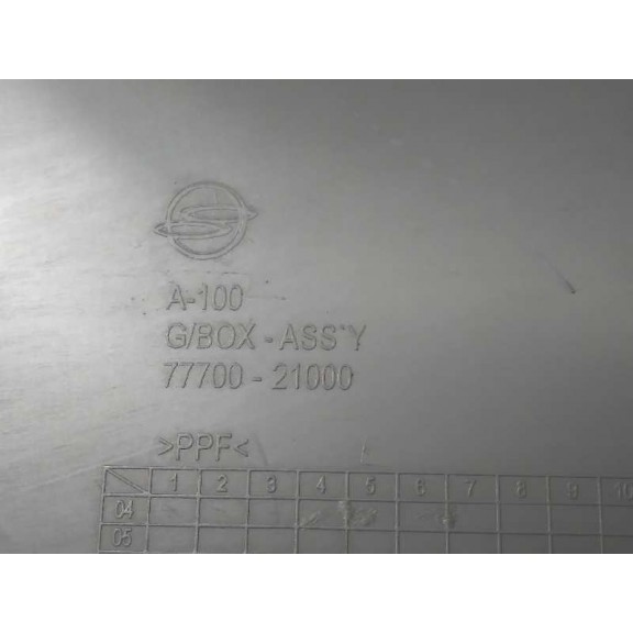 Recambio de guantera para ssangyong rodius 2.7 turbodiesel cat referencia OEM IAM 7770021000  