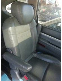 Recambio de asiento trasero izquierdo para ssangyong rodius 2.7 turbodiesel cat referencia OEM IAM  CUERO  2