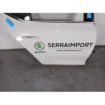 Recambio de puerta trasera derecha para skoda superb (3v3) 2.0 tdi referencia OEM IAM   