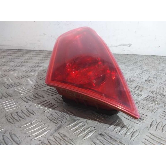 Recambio de piloto trasero derecho interior para seat leon (1p1) reference referencia OEM IAM 1P0945094F SEGUNDA SERIE 