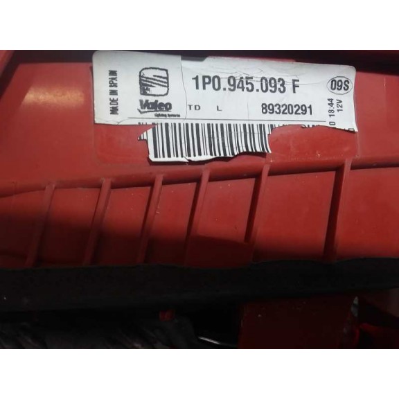 Recambio de piloto trasero izquierdo interior para seat leon (1p1) reference referencia OEM IAM 1P0945093F SEGUNDA SERIE 