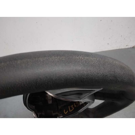 Recambio de volante para dacia dokker essential referencia OEM IAM 484001085R DESGASTADO 