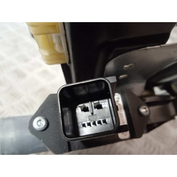 Recambio de elevalunas delantero izquierdo para opel zafira tourer excellence referencia OEM IAM 13260137 20951581 7 PINS