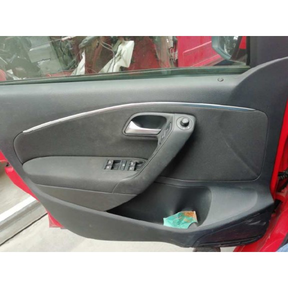 Recambio de guarnecido puerta delantera izquierda para volkswagen polo (6c1) advance bluemotion referencia OEM IAM   