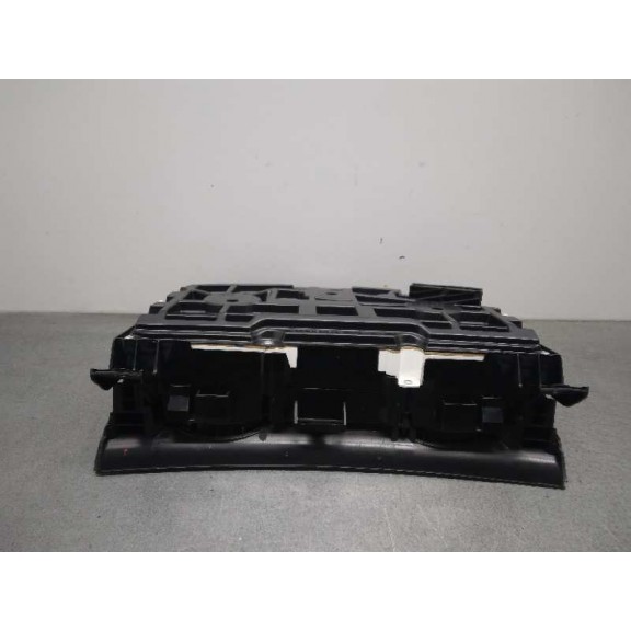 Recambio de cuadro instrumentos para opel zafira b 1.9 cdti referencia OEM IAM 13251615  