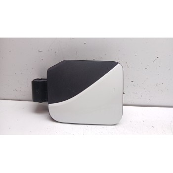 TAPA EXTERIOR COMBUSTIBLE 815c0ev000 