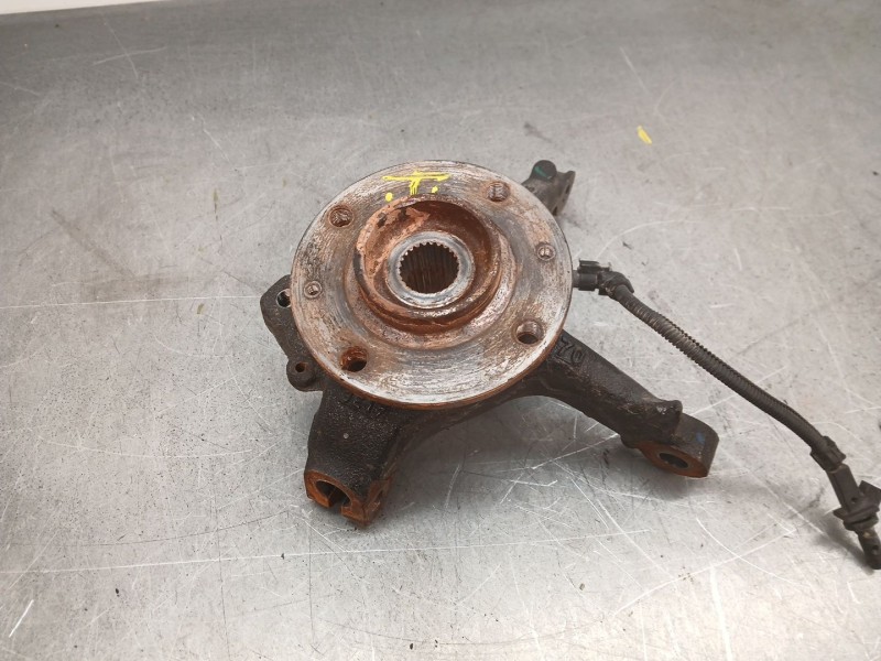 Recambio de mangueta delantera izquierda para opel corsa f (p2jo) 1.2 (68) referencia OEM IAM 9826878080  