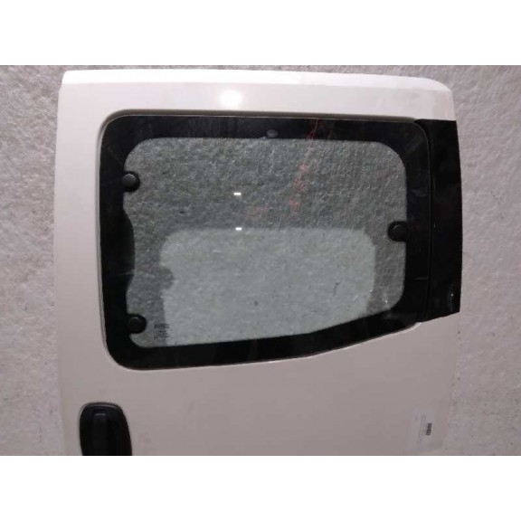 Recambio de puerta lateral corredera izquierda para peugeot bipper 1.3 16v hdi fap referencia OEM IAM  BLANCO 