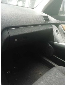 Recambio de guantera para mercedes-benz clase c (w204) berlina c 220 cdi (204.008) referencia OEM IAM   