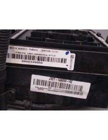 Recambio de caja reles / fusibles para ford focus st-line referencia OEM IAM LX6T14D068 JX6T14A094AE  2