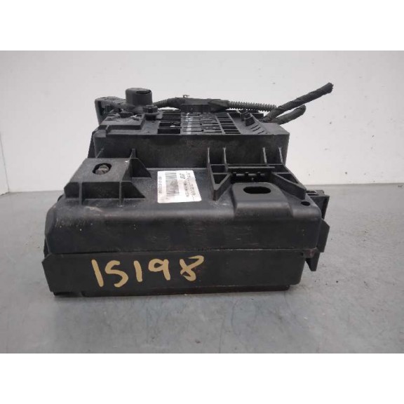 Recambio de caja reles / fusibles para ford focus st-line referencia OEM IAM LX6T14D068 JX6T14A094AE 