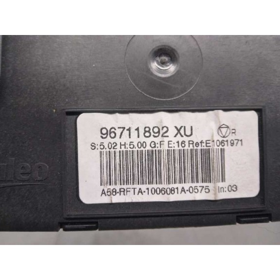 Recambio de mando climatizador para citroën c3 picasso sx referencia OEM IAM 96711892XU SOPORTE ROTO 