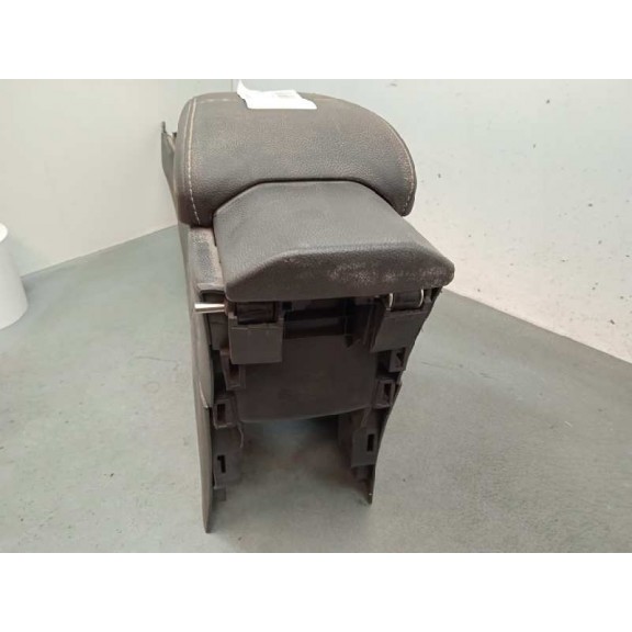 Recambio de apoyabrazos central para opel astra k lim. 5türig excellence referencia OEM IAM 39030127  