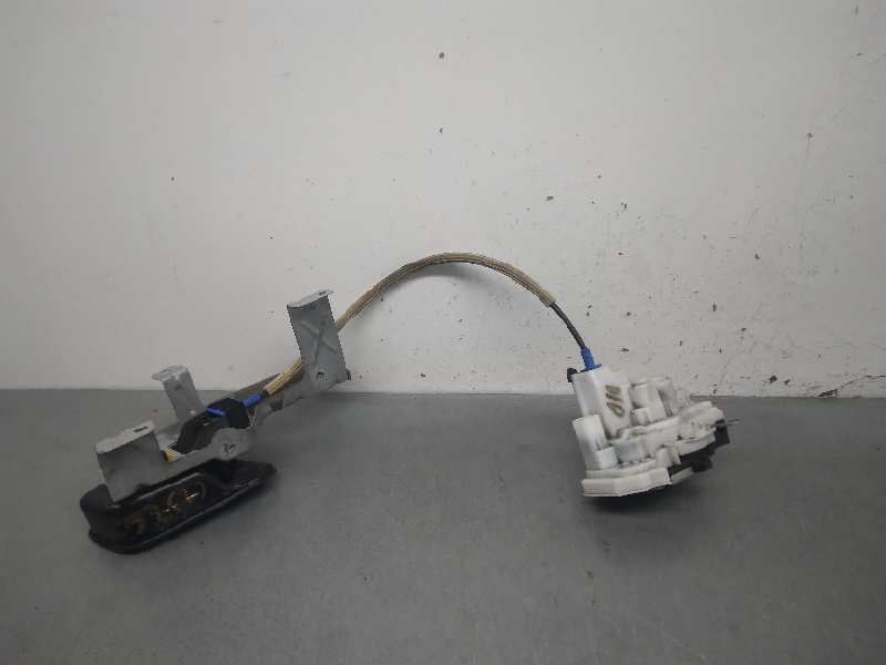 Recambio de cerradura puerta delantera derecha para peugeot bipper básico referencia OEM IAM 1365226080 6 PINES C/ MANETA INTERI