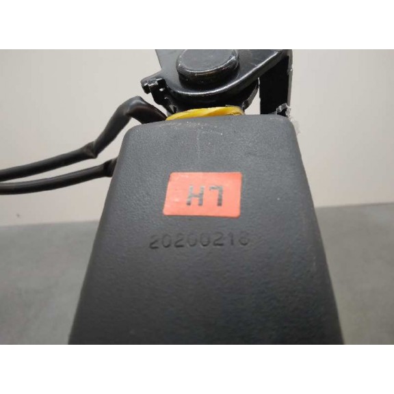 Recambio de enganche cinturon para ssangyong tivoli referencia OEM IAM  TRASERO IZQUIERDO 