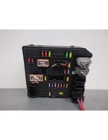 Recambio de caja reles / fusibles para renault scenic iii grand dynamique referencia OEM IAM 284B62342R  