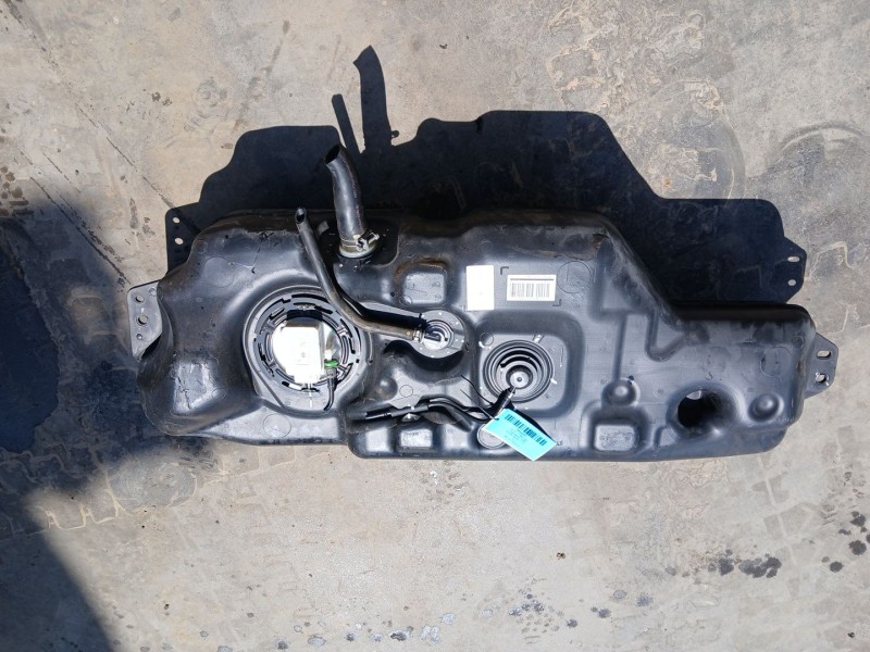 Recambio de deposito combustible para nissan qashqai iii (j12) 1.3 dig-t referencia OEM IAM 172019647R  