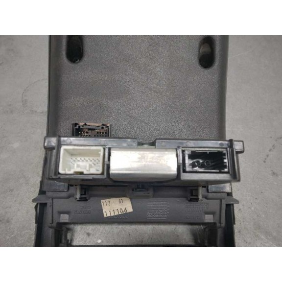 Recambio de mando climatizador para volvo v50 familiar 1.8 cat referencia OEM IAM 30737809  