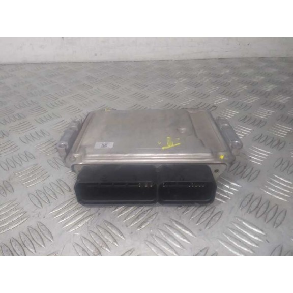 Recambio de centralita motor uce para hyundai i30 classic referencia OEM IAM 0281015213  