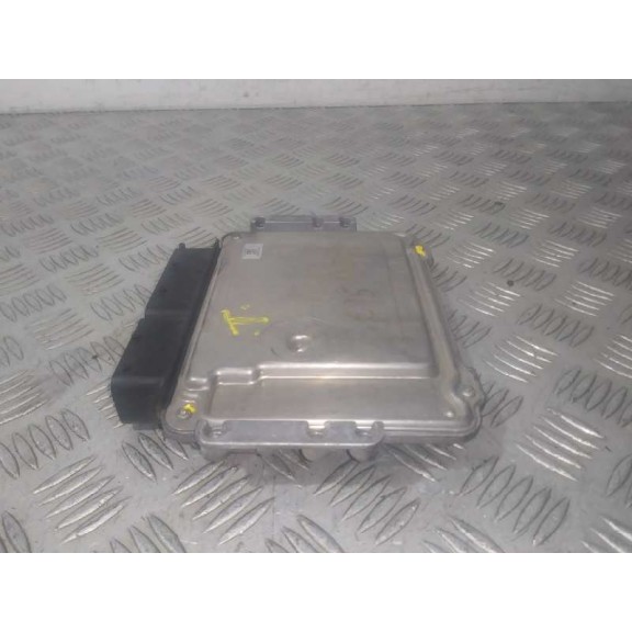 Recambio de centralita motor uce para hyundai i30 classic referencia OEM IAM 0281015213  