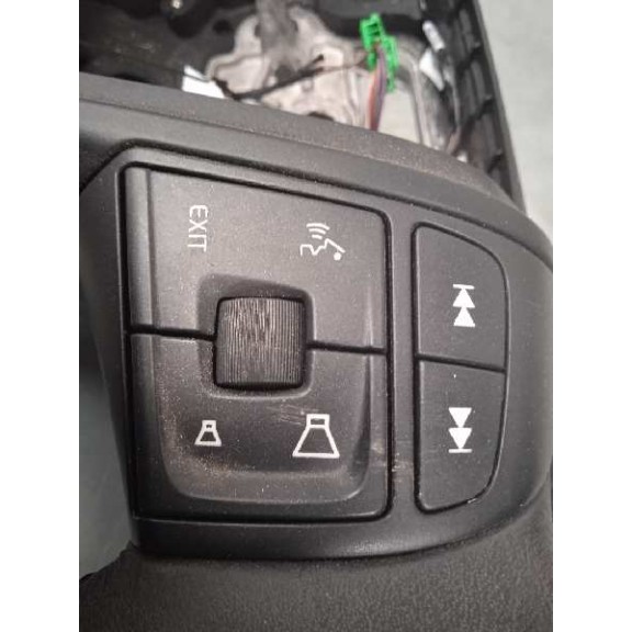 Recambio de volante para volvo v40 2.0 diesel cat referencia OEM IAM 31455089 P31455089 