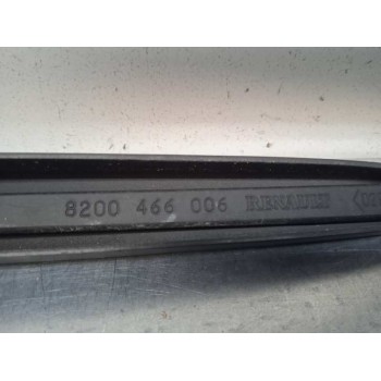 Recambio de brazo limpia delantero izquierdo para renault scenic ii 2.0 referencia OEM IAM 8200466006  