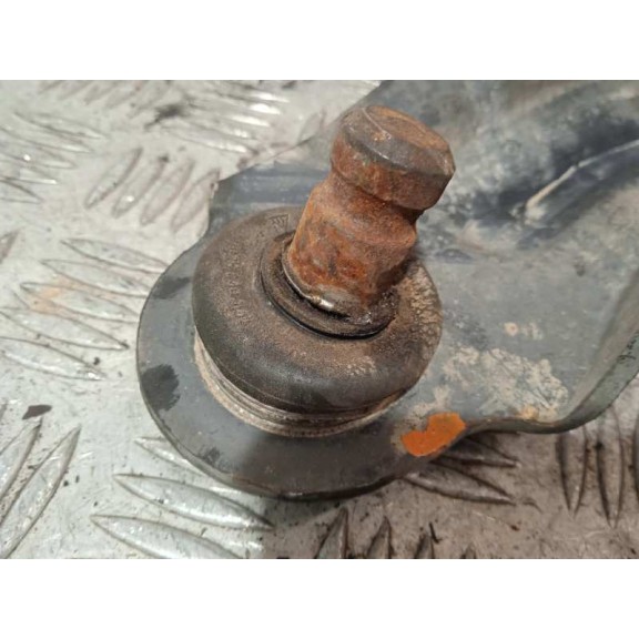 Recambio de brazo suspension inferior delantero izquierdo para renault clio iv 0.9 referencia OEM IAM 545050399R  