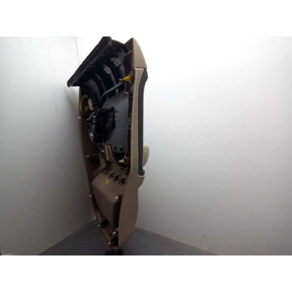 Recambio de guarnecido puerta trasera izquierda para land rover evoque dynamic referencia OEM IAM BJ3227407A BJ32274W03A BJ32274