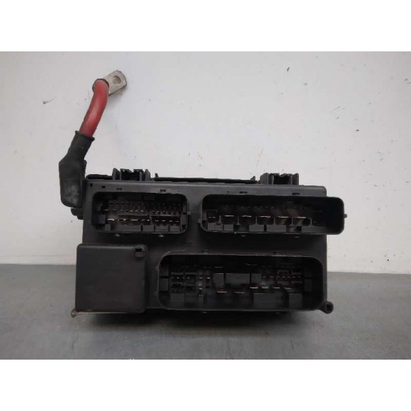 Recambio de caja reles / fusibles para opel corsa d enjoy referencia OEM IAM 13217392EF  