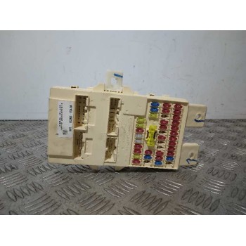 CAJA RELES / FUSIBLES 8215335030 