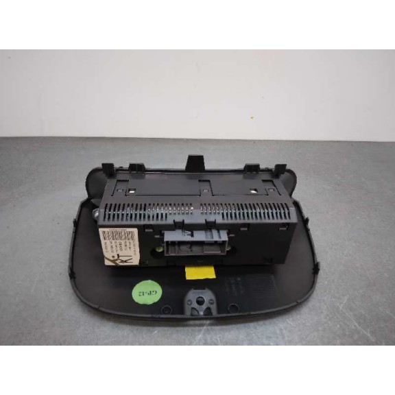 Recambio de display para opel meriva cosmo referencia OEM IAM 13156841  