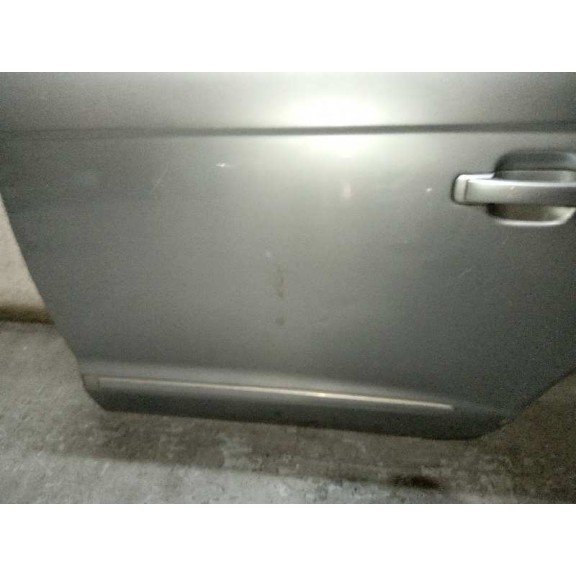 Recambio de puerta trasera izquierda para ssangyong rodius 2.7 turbodiesel cat referencia OEM IAM   