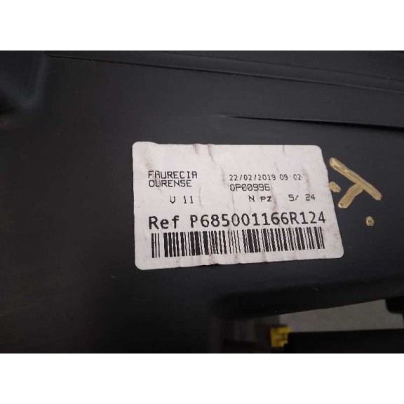 Recambio de guantera para renault megane iv berlina 5p 1.3 tce referencia OEM IAM P685001166R  