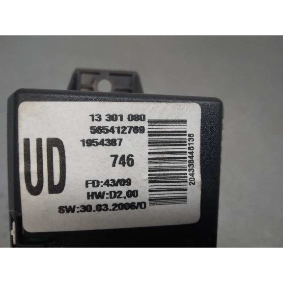 Recambio de display para opel corsa d catch me referencia OEM IAM 565412769  