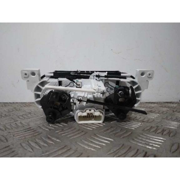Recambio de mando calefaccion / aire acondicionado para dacia sandero stepway referencia OEM IAM A42303400  