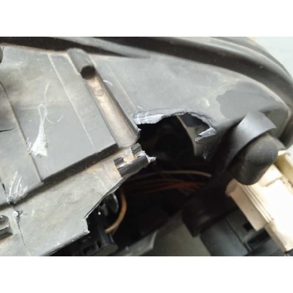 Recambio de faro derecho para skoda superb (3u4) classic referencia OEM IAM  HALOGENO 