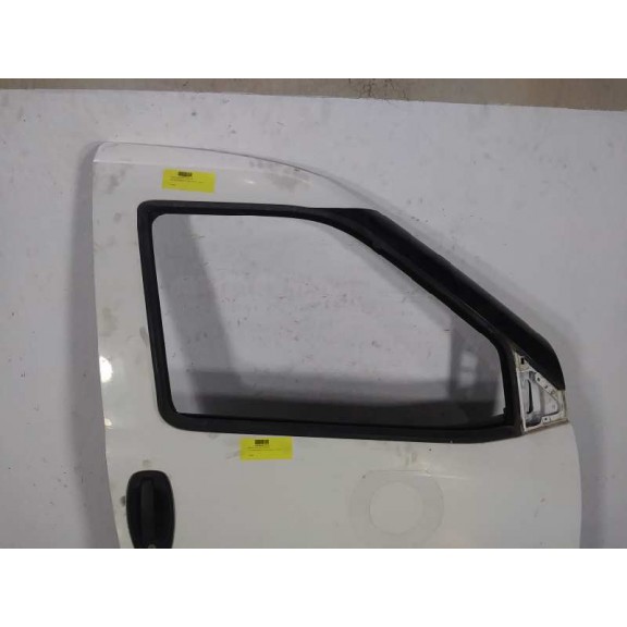 Recambio de puerta delantera derecha para fiat doblo cargo 1.3 16v jtd cat referencia OEM IAM  BLANCA 