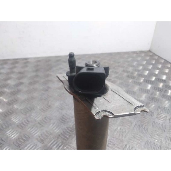 Recambio de inyector para seat exeo berlina (3r2) referencia OEM IAM 0445116030  