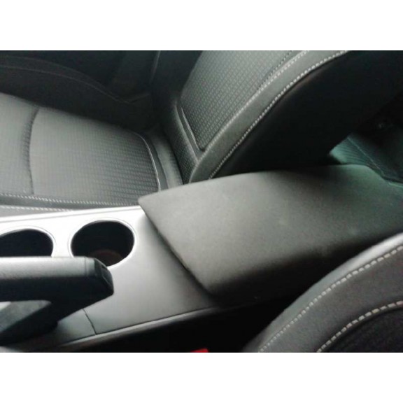 Recambio de apoyabrazos central para renault megane iv berlina 5p intens referencia OEM IAM   