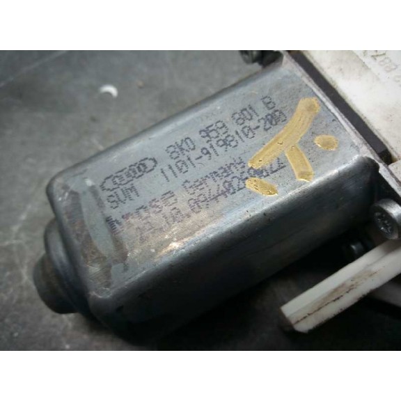 Recambio de elevalunas delantero izquierdo para audi q5 (8r) 2.0 tdi (125kw) referencia OEM IAM 8K0959801A  