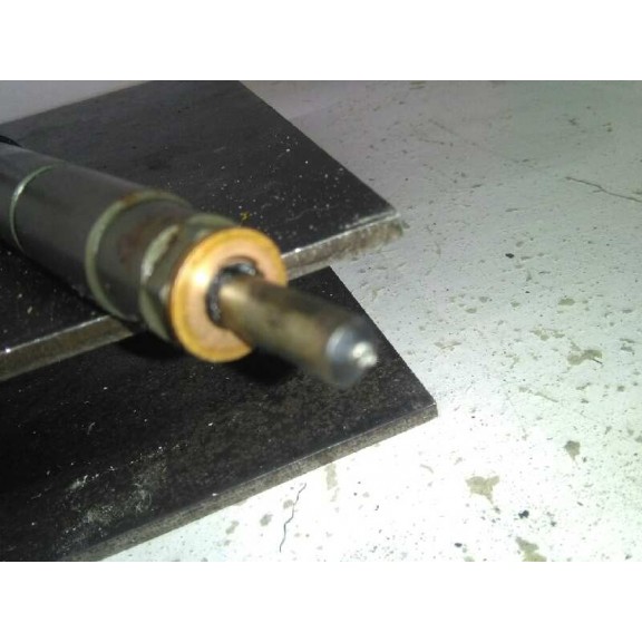 Recambio de inyector para land rover freelander (lr2) td4 hse referencia OEM IAM   TOBERA TOCADA