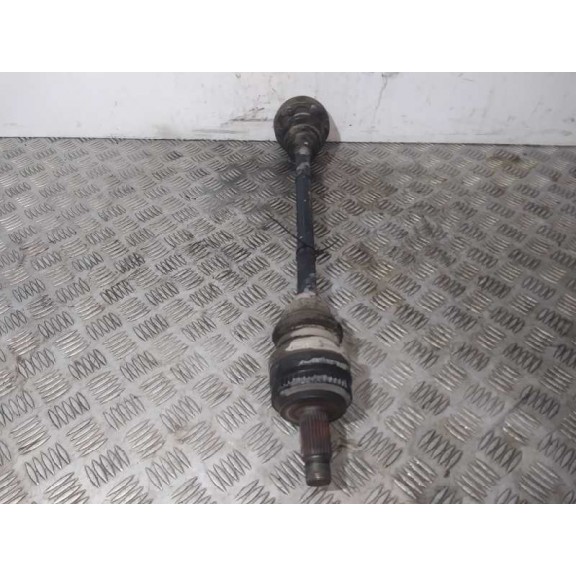 Recambio de transmision trasera derecha para bmw serie 1 berlina (e81/e87) 118d referencia OEM IAM 7533446  