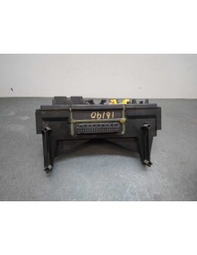 Recambio de caja reles / fusibles para jeep commander 3.0 v6 crd limited referencia OEM IAM 04692114AC   2