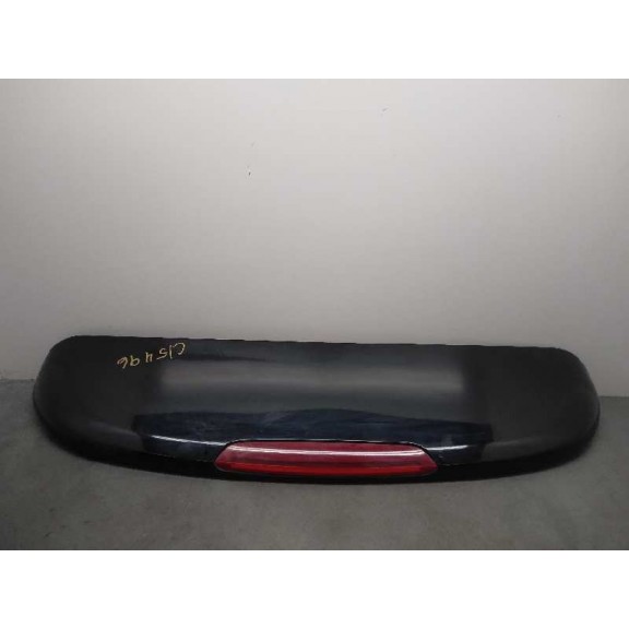 Recambio de aleron trasero para jeep renegade sport 4x2 referencia OEM IAM 735578408 CON LUZ DE FRENO 