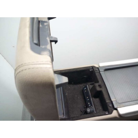 Recambio de apoyabrazos central para land rover evoque dynamic referencia OEM IAM   