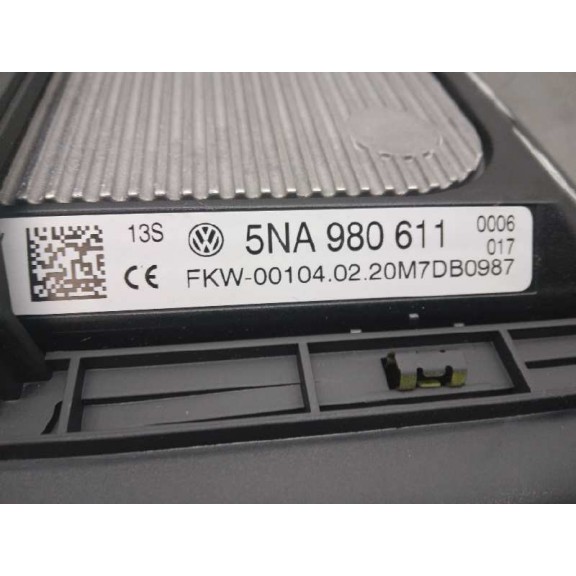 Recambio de consola central para seat leon (kl1) xcellence referencia OEM IAM 5FB863263A POMO 6 VELOCIDADES 